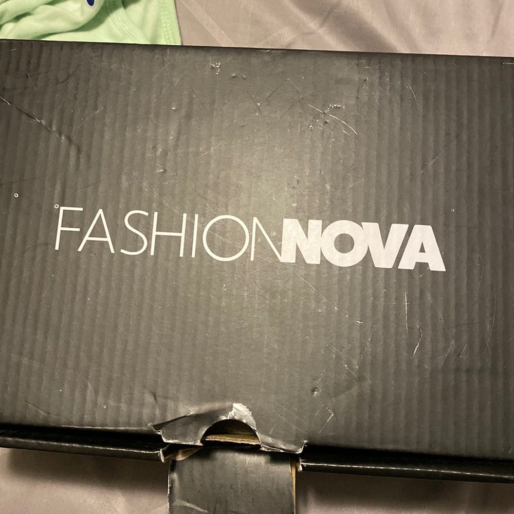 Brand new nude fashion nova heels! NEVER WORN SIZE 9W but fits like a US SIZE 8